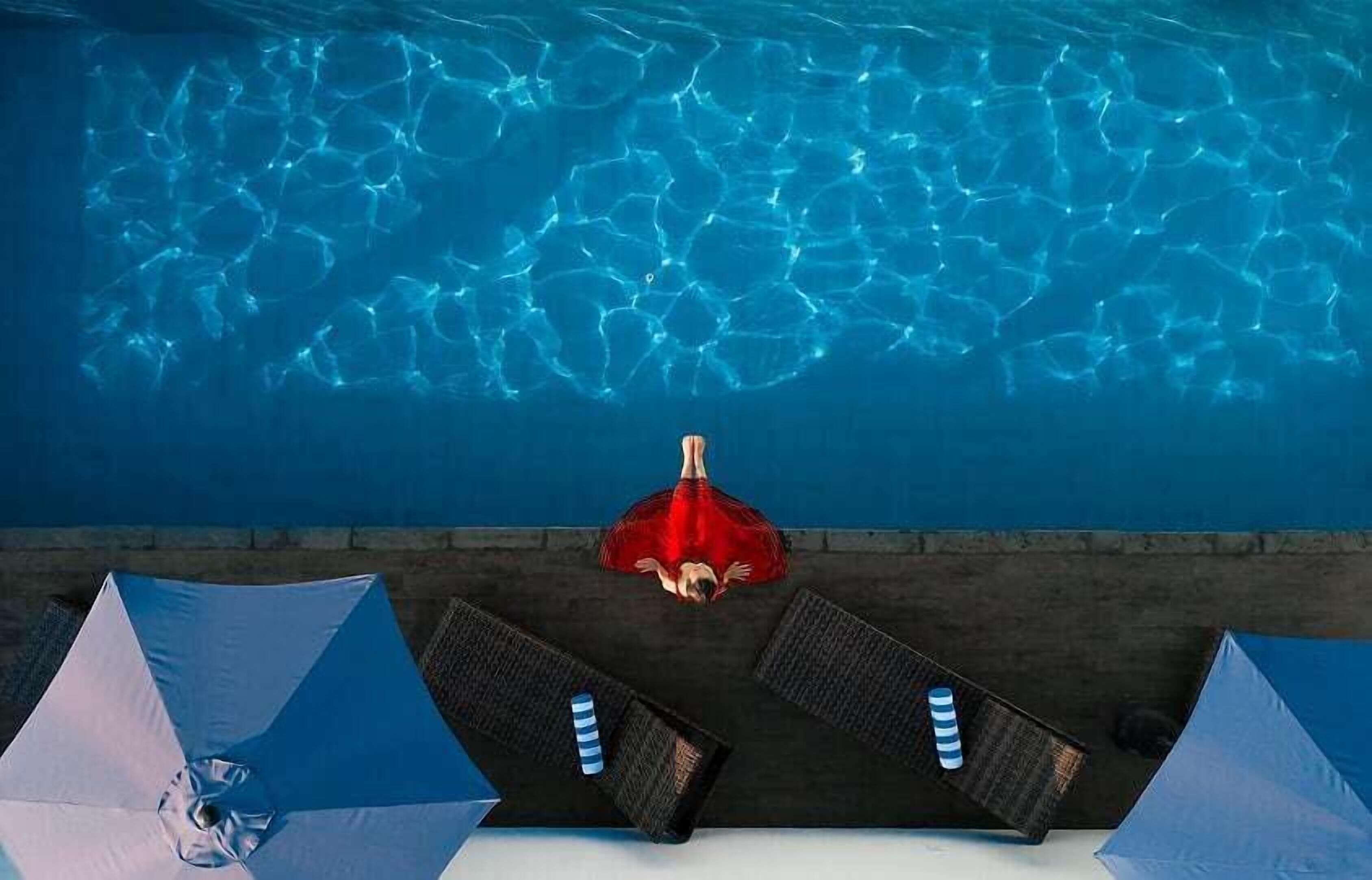 Pool | Outdoor pool, a rooftop pool