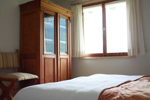 4 chambres, lit parapluie, Wi-Fi