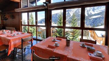 Colazione a buffet inclusa