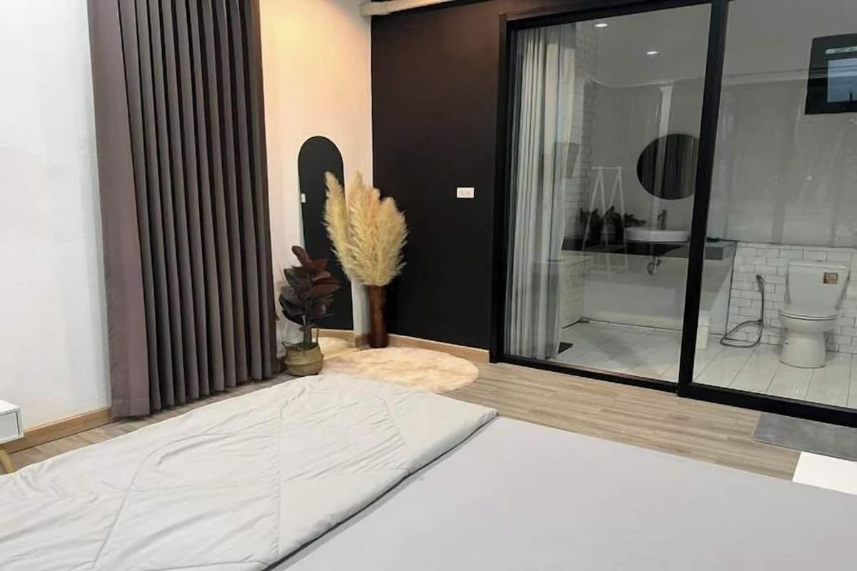 Desk, blackout drapes, WiFi (free)