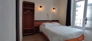 Kamar Double | Meja kerja dan Wi-Fi gratis