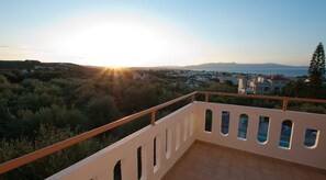 ลานระเบียง/นอกชาน