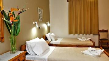 1 bedroom, in-room safe, iron/ironing board, free WiFi