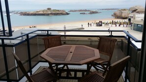Property grounds - Beautiful 4-person apartment*** on the beach Superb sea view (Trégastel)