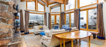 Enorme condominio de ski-in / ski-out. Duerme 22. Ideal para reuniones!