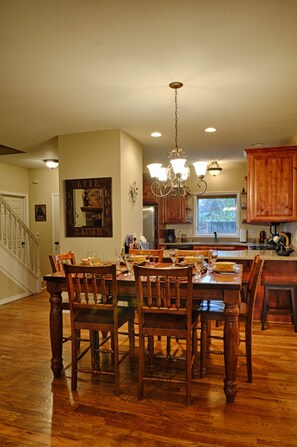 تناول الطعام