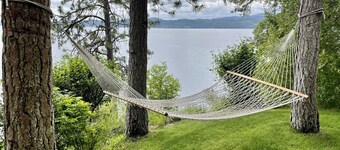 Enjoy Lake Life in Carlin Bay