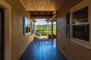 Interior - Tour de Rouge-A French Inspired Modern Farmhouse! Brand New Pool/Spa! (Paso Robles)