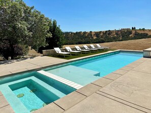 Pool - Tour de Rouge-A French Inspired Modern Farmhouse! Brand New Pool/Spa! (Paso Robles)
