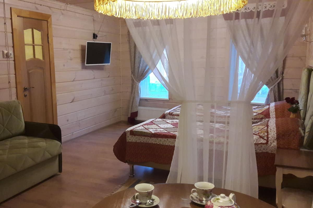 Family Studio Suite | 1 bedroom, premium bedding, individually decorated