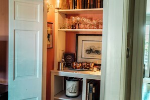 Interior - Historic Landmark Colonial In Heart Of Edgartown (Edgartown)