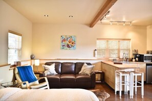 Nicht klassifiziertes Bild, 2 von 46, Schaltfläche