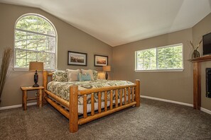 5 bedrooms, iron/ironing board, WiFi, bed sheets