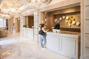 Reception - Hotel Dei Fiori (Alassio)