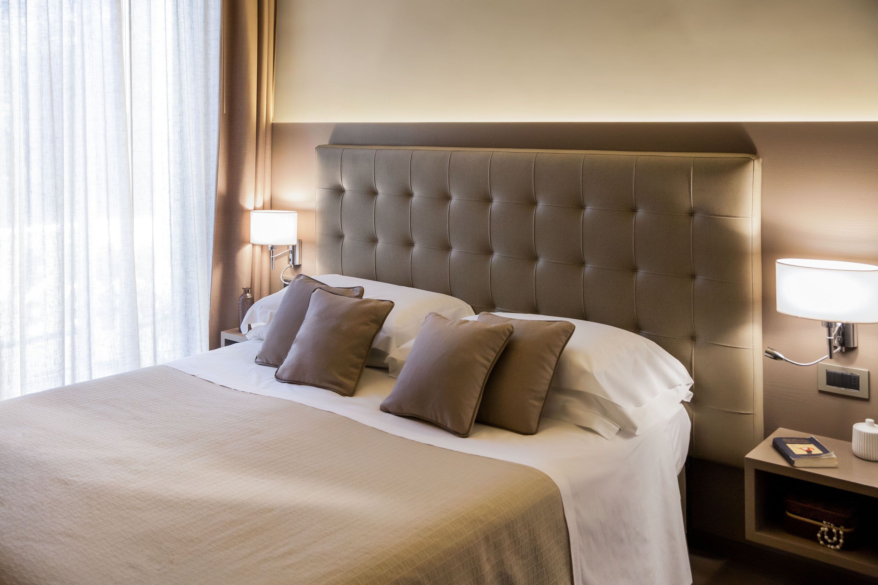 superior double or twin room | minibar, in-room safe, soundproofing, free wifi