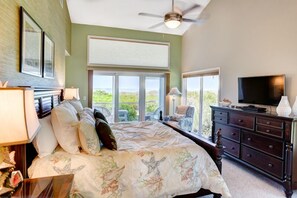 4 bedrooms, iron/ironing board, internet, bed sheets