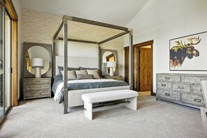 5 bedrooms, iron/ironing board, Internet, bed sheets