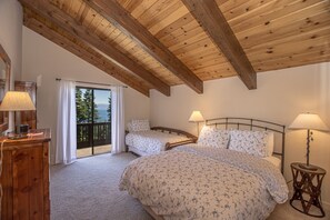 5 makuuhuonetta, silitysrauta/-lauta, ilmainen Wi-Fi, vuodevaatteet