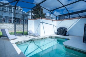 Opvarmet pool