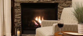 POW HAUS: Modern Beaver Creek 2BR con accesso per gli sci