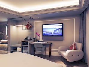 In-room safe, desk, blackout drapes, soundproofing