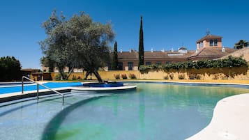 Piscina stagionale all'aperto