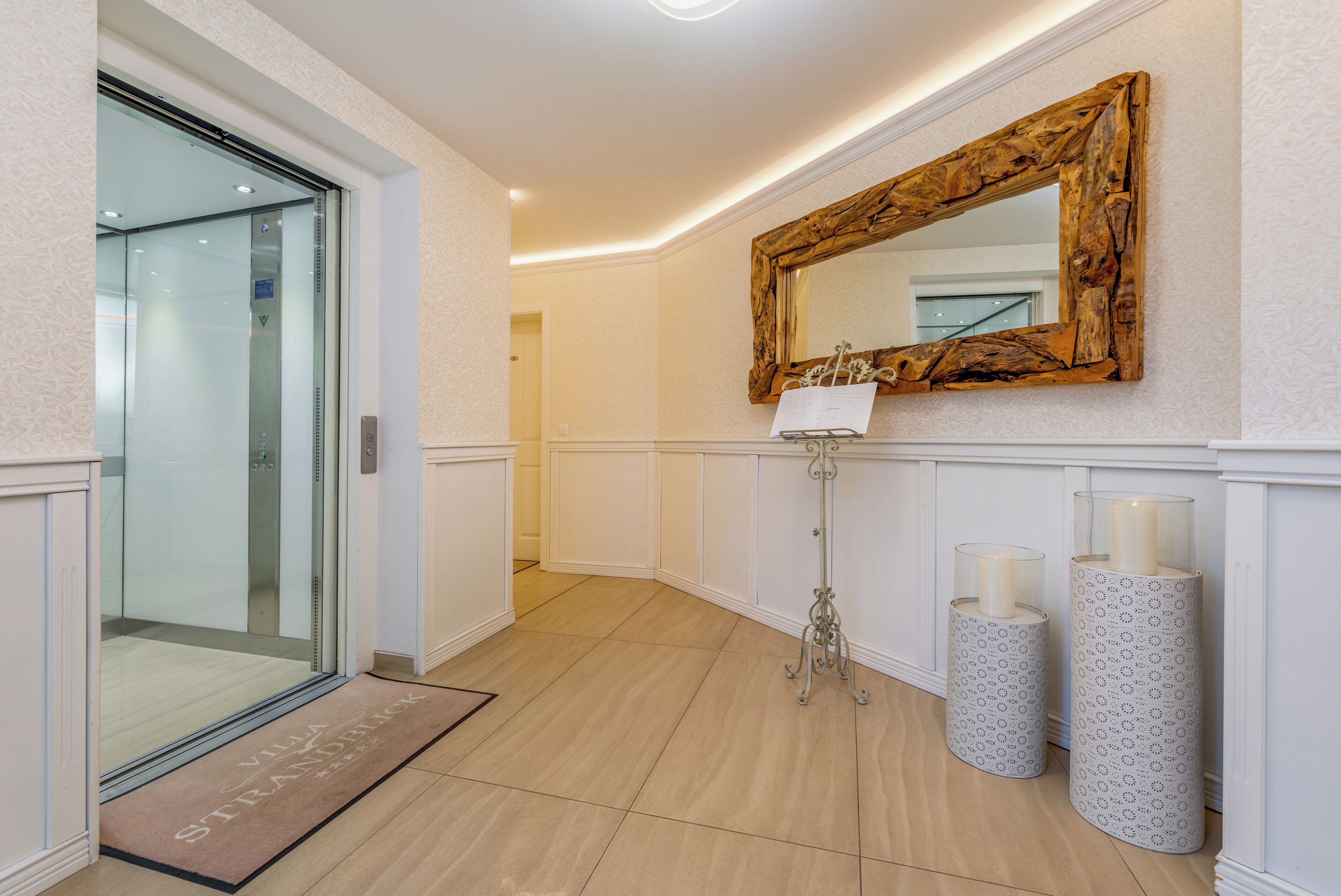 Thang máy