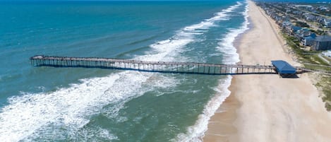 Una spiaggia nelle vicinanze
