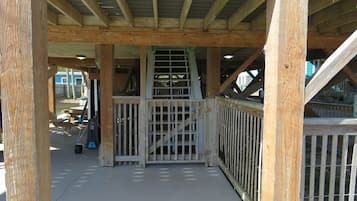 Enceinte de lâhĂ©bergement