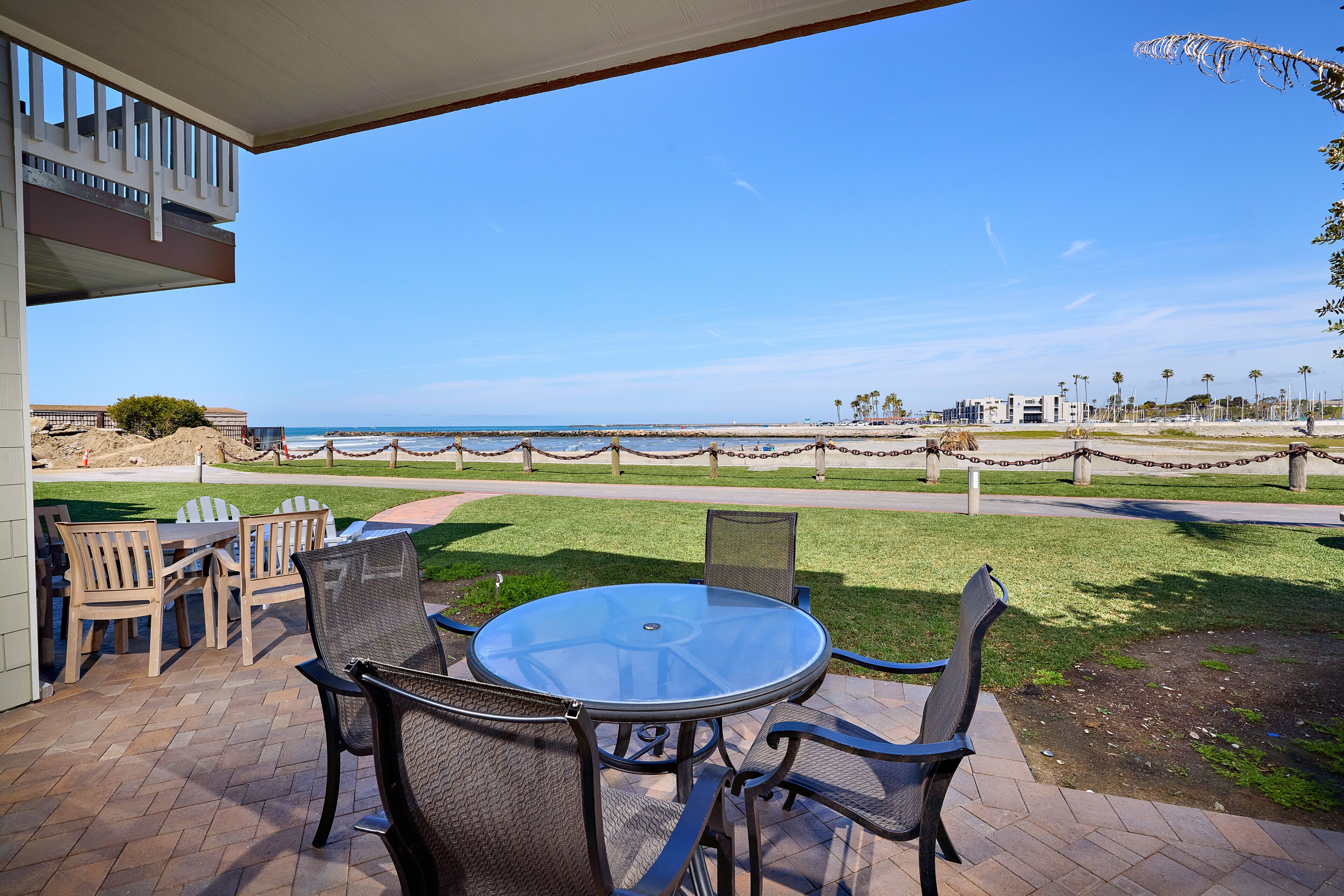 "Just Remodeled" Beautiful Walk-Out Patio with Whitewater Views!