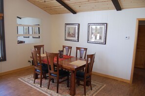 Dining - Charming Country Club Getaway (Flagstaff)