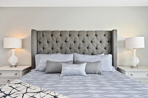 4 bedrooms, desk, iron/ironing board, WiFi