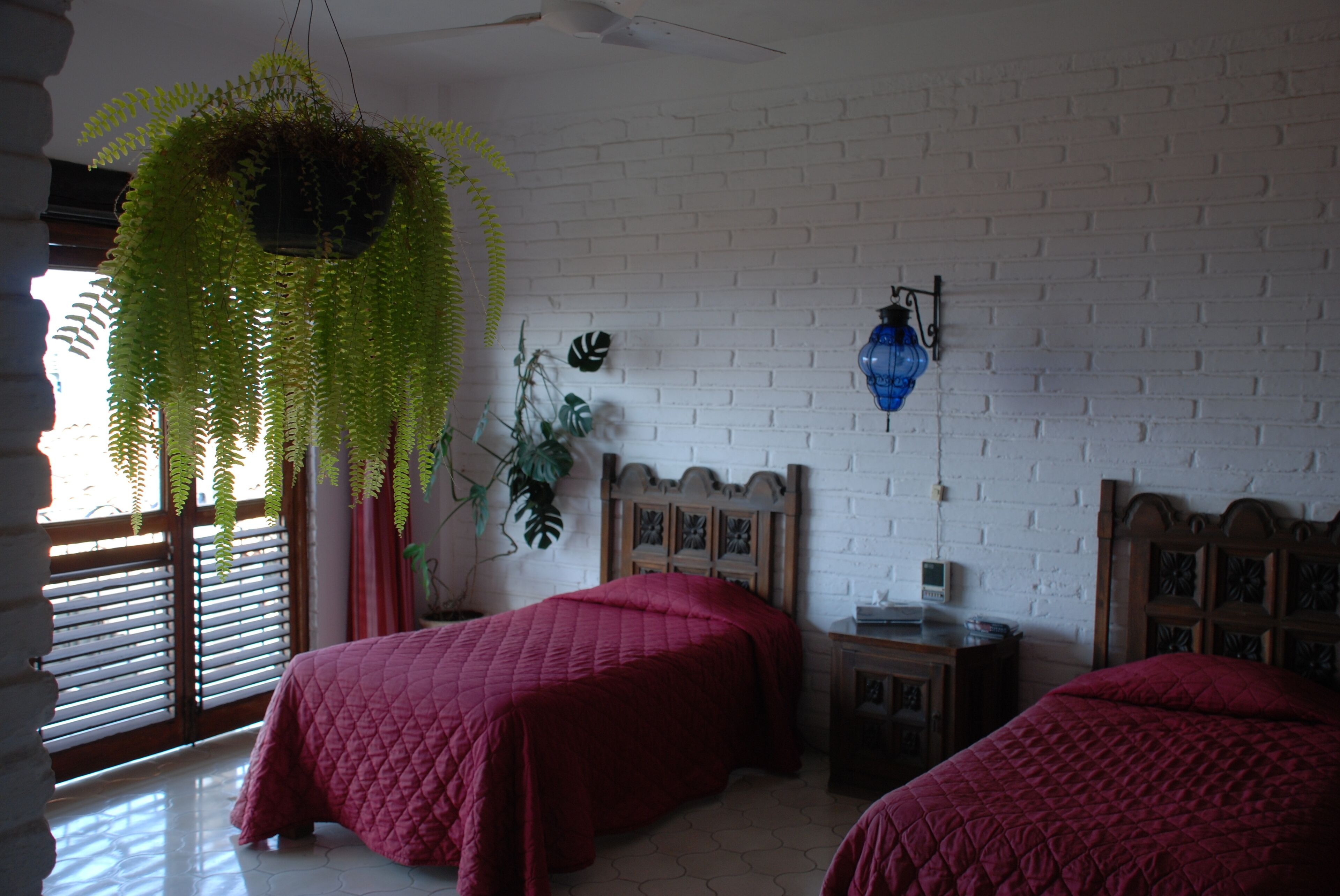 5 bedrooms, WiFi, bed sheets