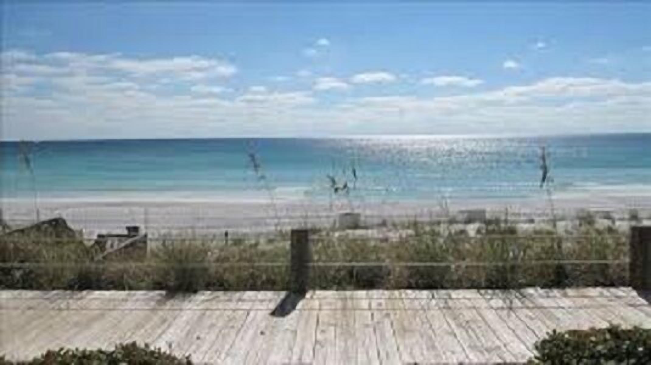 Available Aug 18-23 Beachfront @ CRYSTAL SANDS+Bch svc