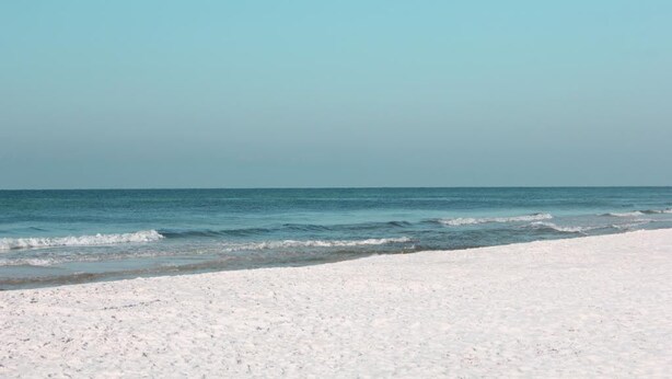 A beach with white sand and calm blue water. - Beautiful Villa with Loft - 6 Passenger Golf Cart Included (Miramar Beach)