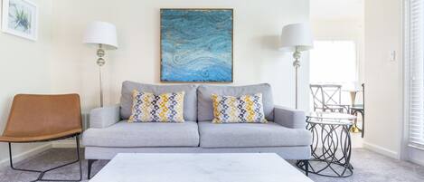 TV connectée, lecteur de DVD, médiathèque, vidéothèque