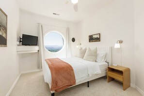 5 chambres, bureau, fer et planche à repasser, Wi-Fi gratuit