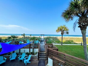 Property grounds - Gulf Front Studio! Unobstructed View Of The Beach! Clean! (Panama City Beach)