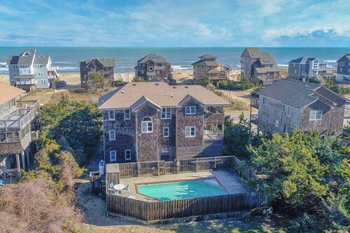 Semi-Oceanfront Dog Friendly w/ Pool, Hot Tub, Gourmet Grill, Home Theater