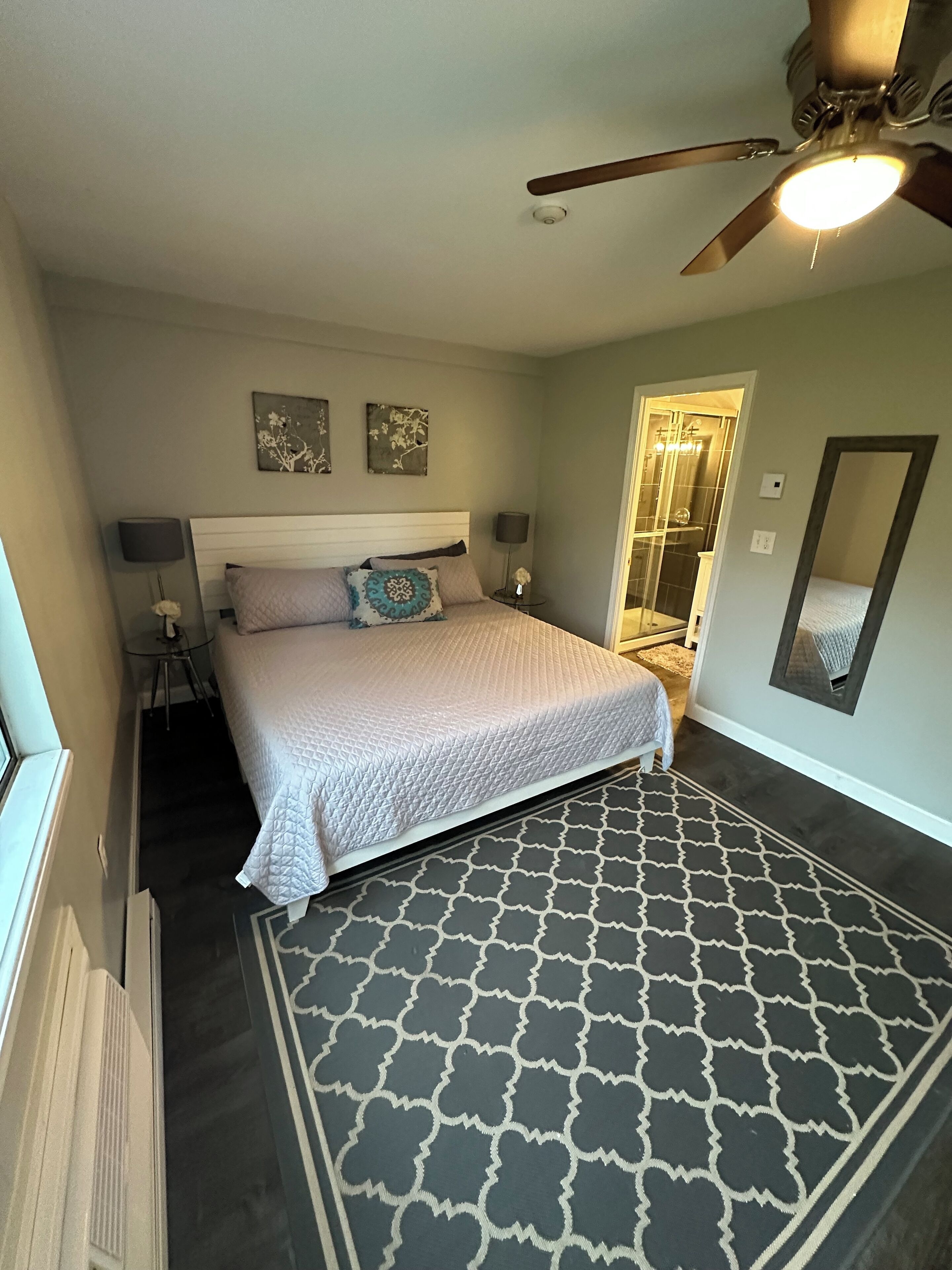 2 chambres, fer et planche à repasser, lit parapluie, Wi-Fi