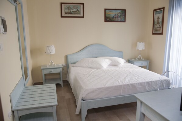 Double Room | Memory foam beds, desk, blackout drapes, cribs/infant beds - L'Antico Monastero (Sant'Agata di Puglia)
