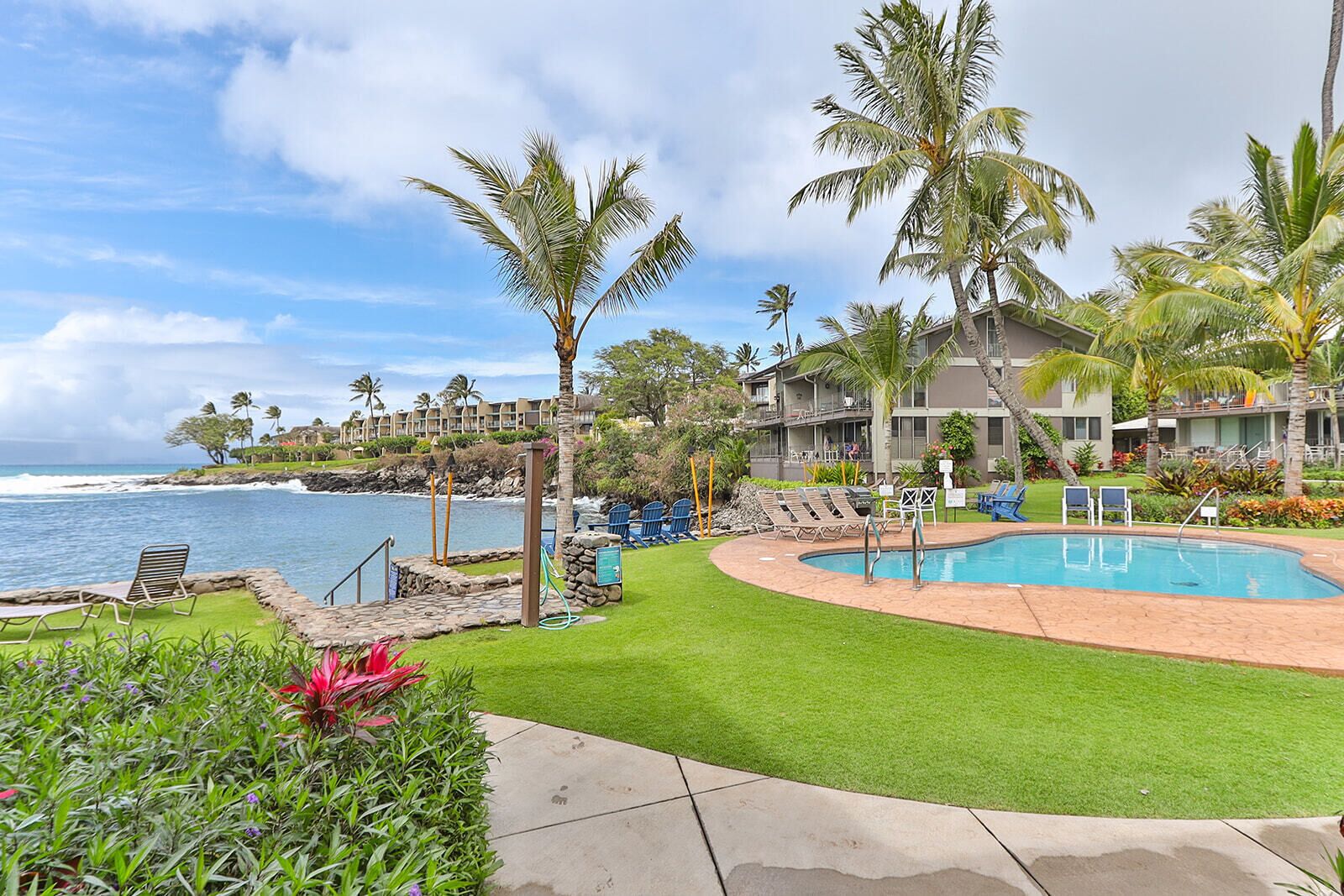 Maui's best kept secret! Honokeana Cove condo #104