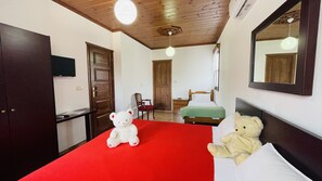 家庭雙人房單人入住, 山景 | 5 間臥室、高級寢具、迷你吧、獨特裝潢