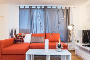 Basic Apartment, 1 Bedroom | Living room | Flat-screen TV - My Serviced Space - Battersea 1A (London)