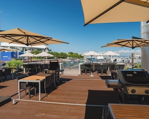 BBQ/picnic Area - Hotel Sea Paradise Inn (Yokohama)