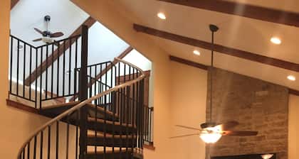 No Security Deposit on Hill Country Ranch Hideaway minutes from San Antonio