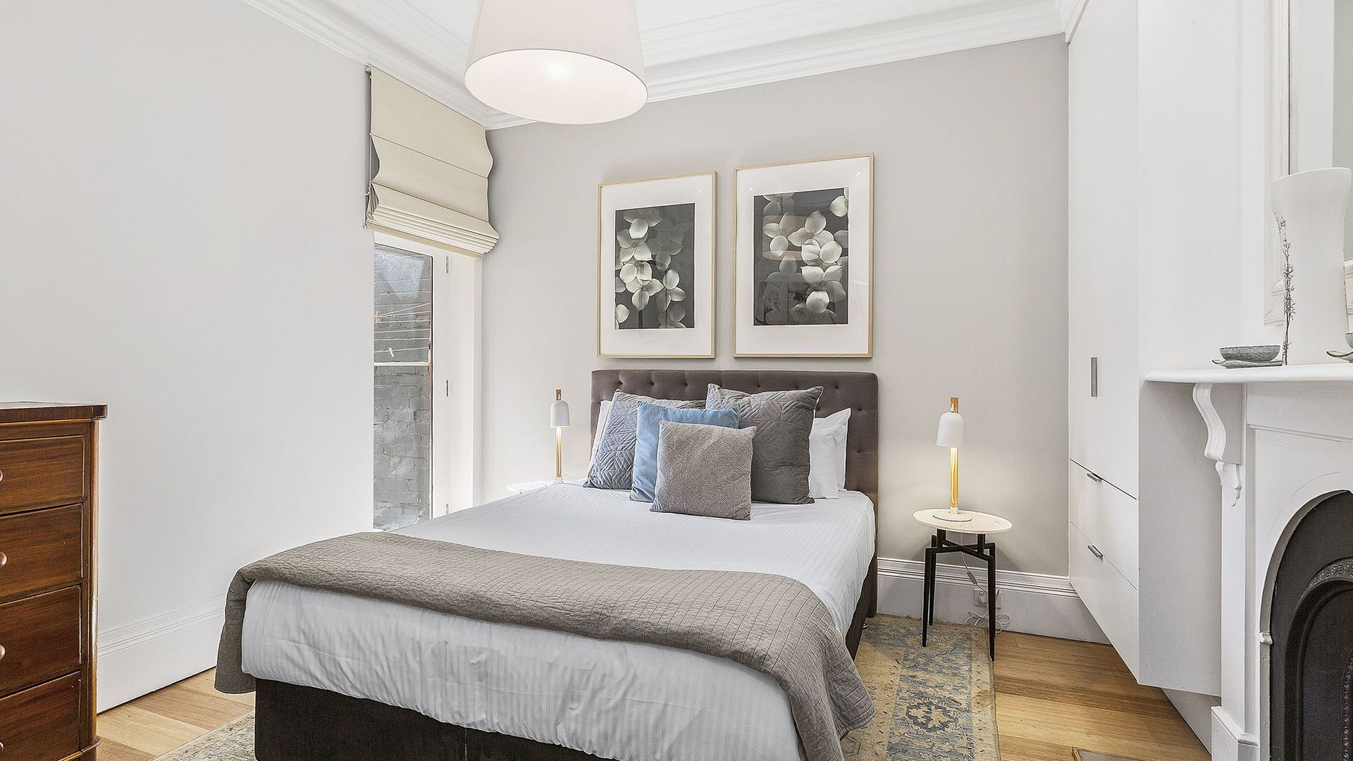 3 bedrooms, iron/ironing board, travel cot, free WiFi