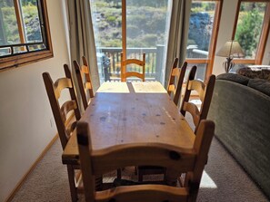 Dining - Snowcreek Resort Vacation Rental 776 (Mammoth Lakes)