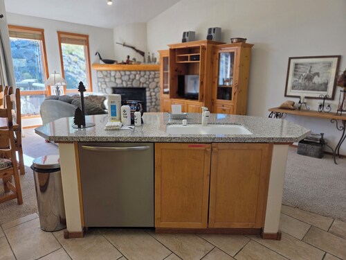 Snowcreek Resort Vacation Rental 776