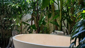 Property grounds - Lush Private Pool | Shaded Gazebo | Seminyak (Seminyak)